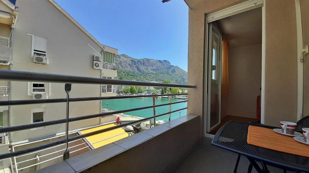 Apartment Jen Omiš Екстериор снимка