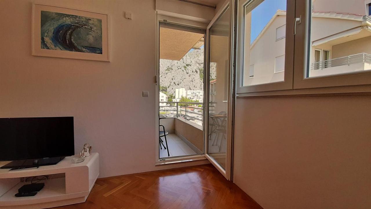 Apartment Jen Omiš Екстериор снимка
